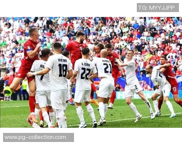 西甲激战:利物浦狂胜巴萨四球红牌事件引发全场热议与十大精彩进球回顾 西甲激战:利物浦狂胜巴萨四球红牌事件引发全场热议与十大精彩进球回顾